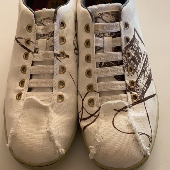 Royal elastics shoes Pull on / slip ons. Size 8 - Picture 9 of 13